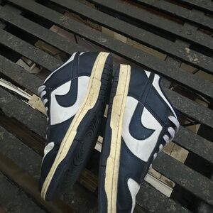 Nike Dunk Low women’s navy blue